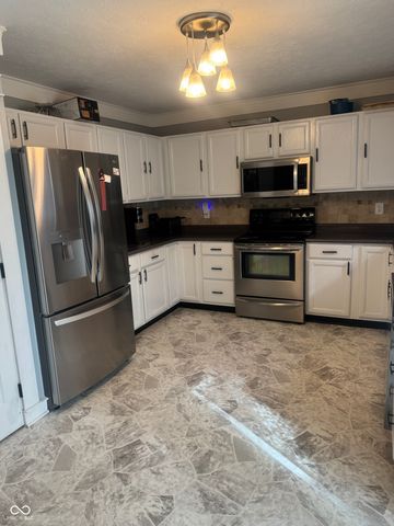 7425 Buttonbush Court, Indianapolis, IN 46254