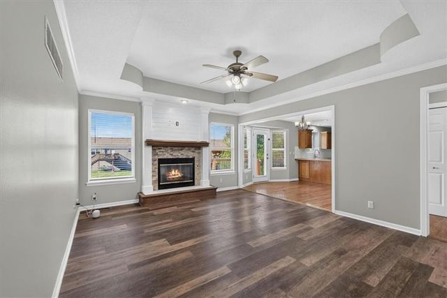 1109 White Oak Court, Raymore, MO 64083