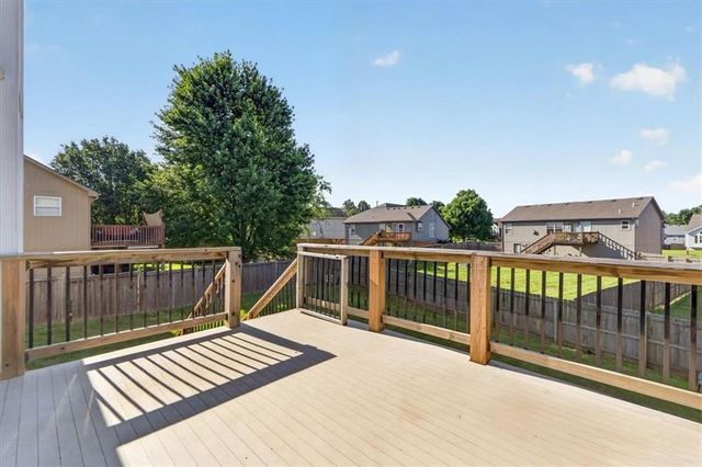 1109 White Oak Court, Raymore, MO 64083