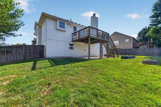 1109 White Oak Court, Raymore, MO 64083