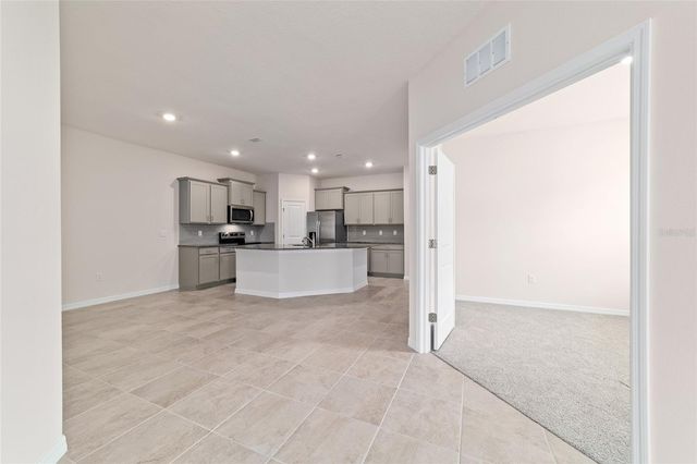 5313 NW 48TH PLACE, Ocala, FL 34482