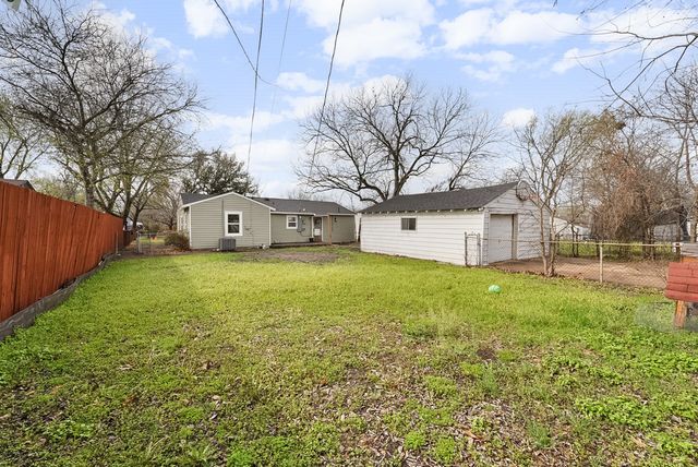 2655 Larry Drive, Dallas, TX 75228