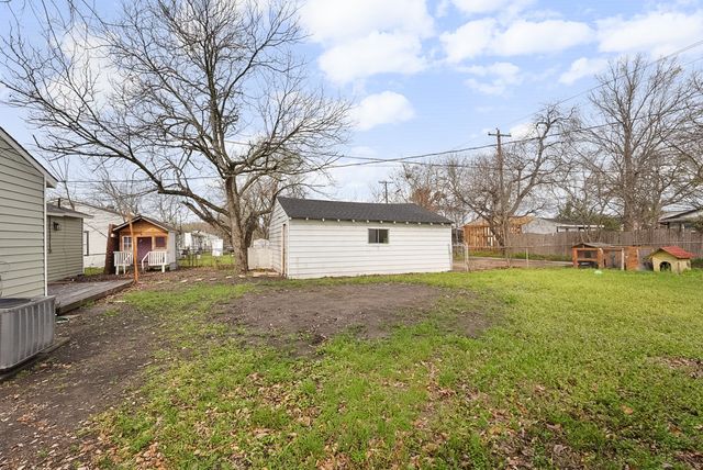 2655 Larry Drive, Dallas, TX 75228