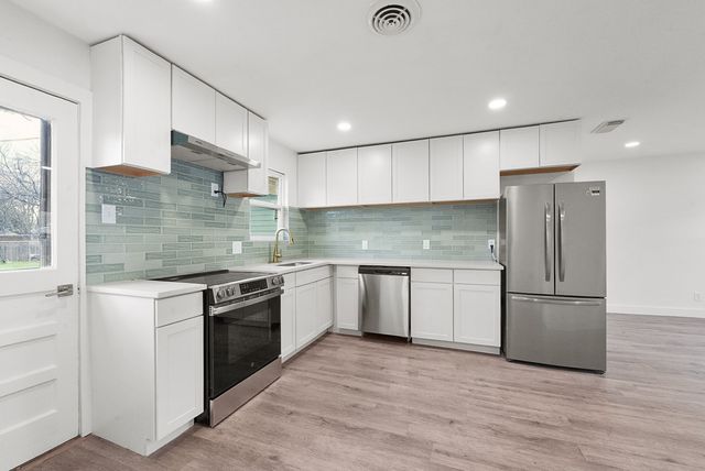 2655 Larry Drive, Dallas, TX 75228