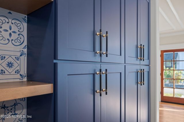 142 WASHINGTON Street, St. Augustine, FL 32084