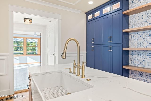 142 WASHINGTON Street, St. Augustine, FL 32084