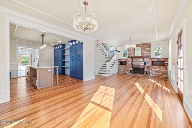 142 WASHINGTON Street, St. Augustine, FL 32084