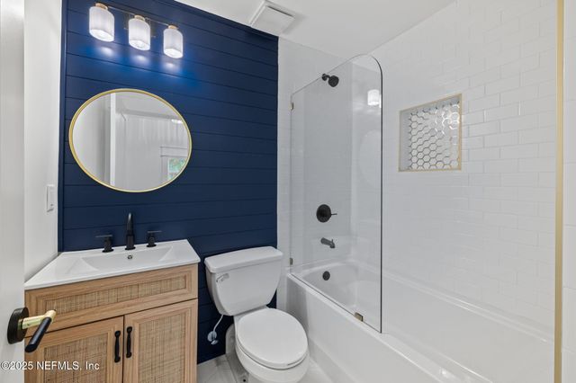 142 WASHINGTON Street, St. Augustine, FL 32084