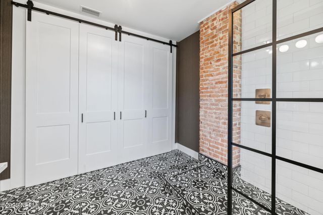 142 WASHINGTON Street, St. Augustine, FL 32084