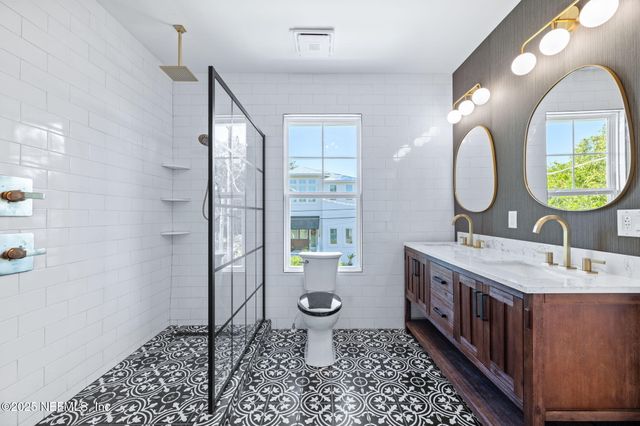 142 WASHINGTON Street, St. Augustine, FL 32084