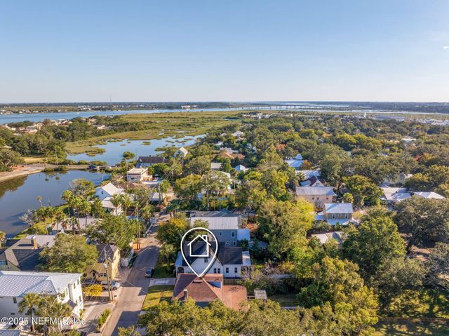 142 WASHINGTON Street, St. Augustine, FL 32084