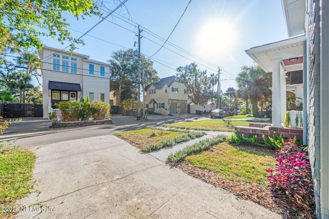 142 WASHINGTON Street, St. Augustine, FL 32084