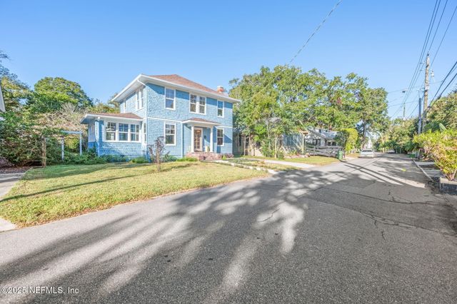 142 WASHINGTON Street, St. Augustine, FL 32084
