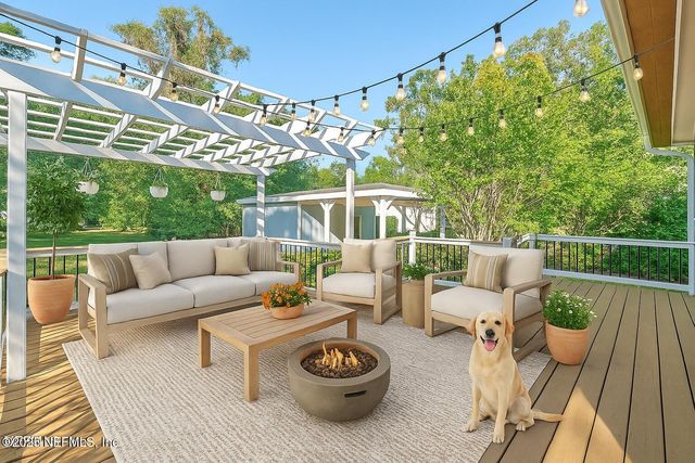 142 WASHINGTON Street, St. Augustine, FL 32084