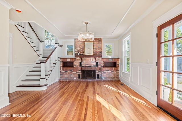 142 WASHINGTON Street, St. Augustine, FL 32084