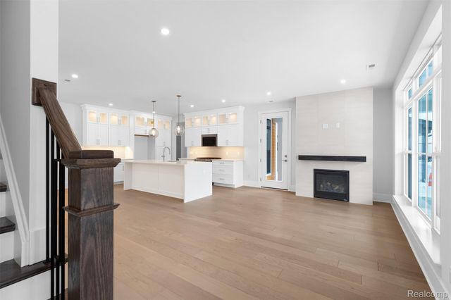 106 Apaloosa, Northville, MI 48167