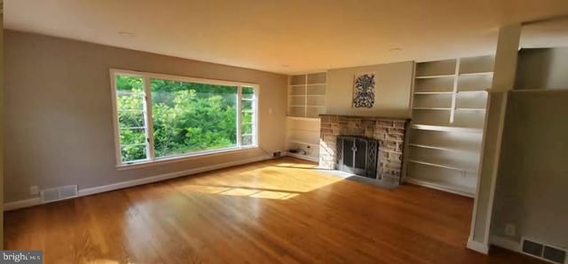769 S WATER ST, Woodstock, VA 22664
