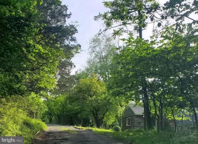 769 S WATER ST, Woodstock, VA 22664