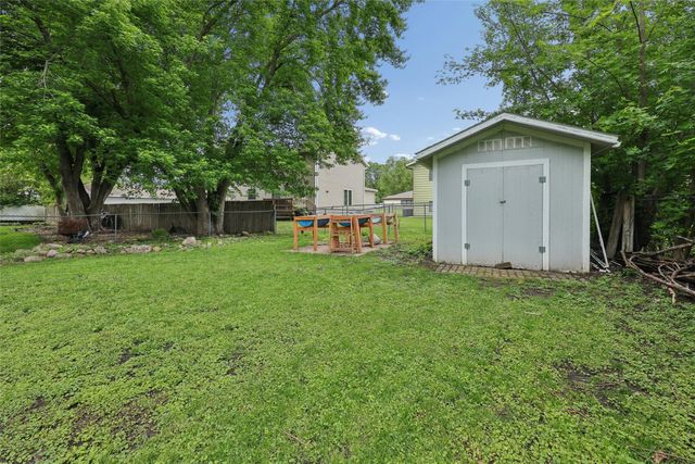 636 Garden Road, Ames, IA 50010