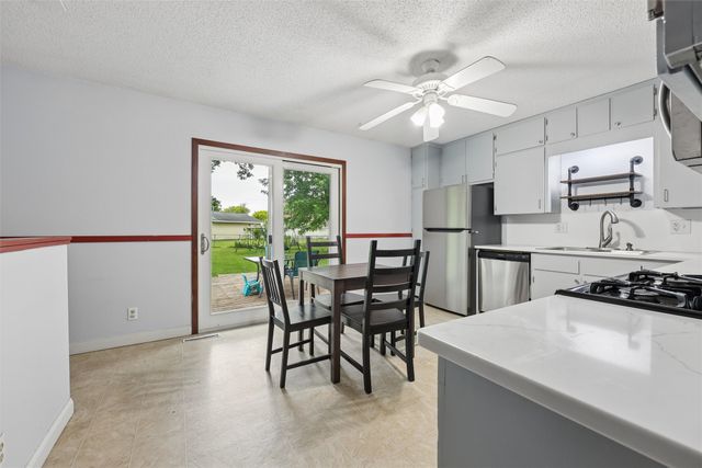 636 Garden Road, Ames, IA 50010