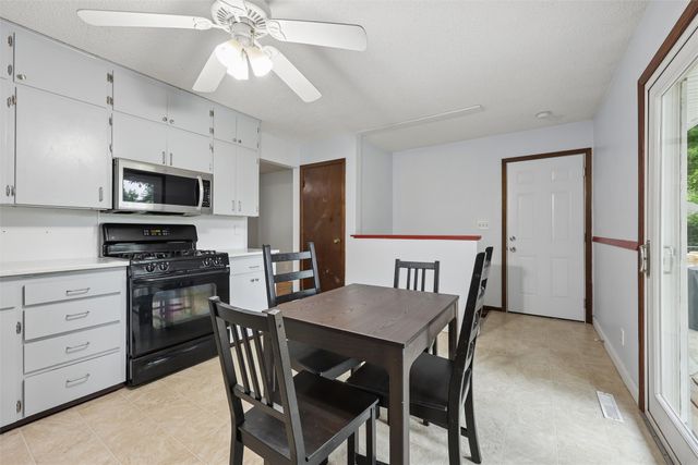 636 Garden Road, Ames, IA 50010