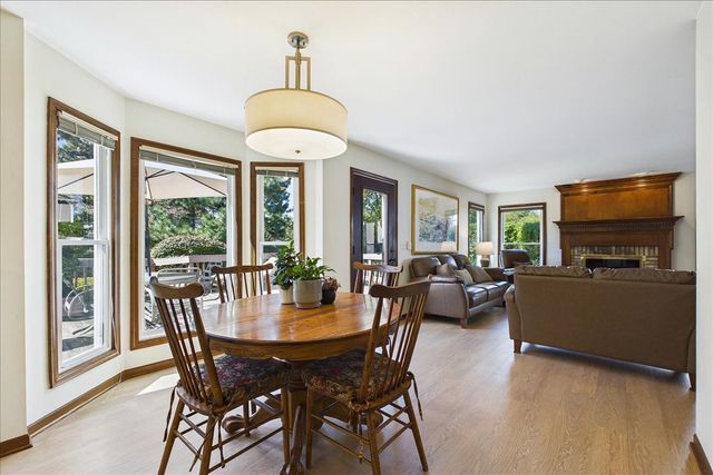 124 Corsaire Lane, Schaumburg, IL 60173