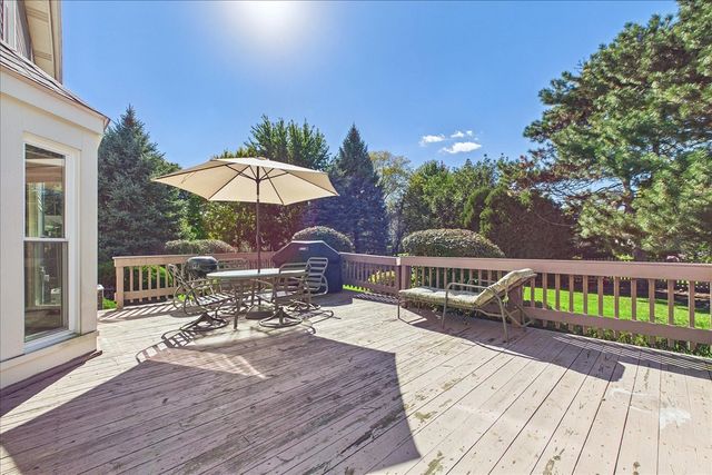 124 Corsaire Lane, Schaumburg, IL 60173
