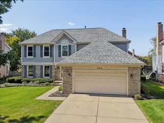 124 Corsaire Lane, Schaumburg, IL 60173