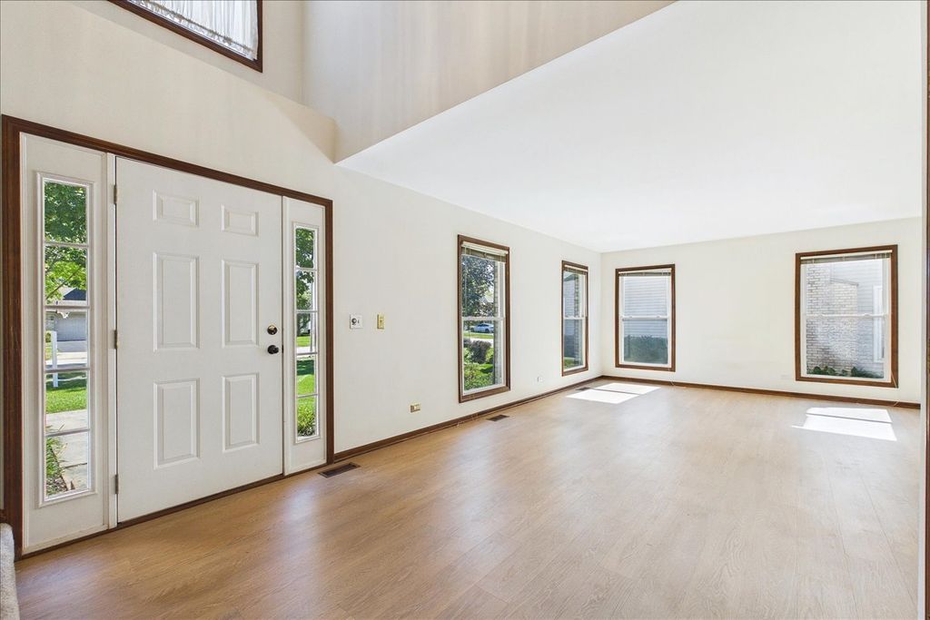 124 Corsaire Lane, Schaumburg, IL 60173 — photo 5