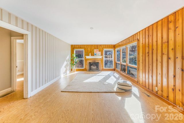 36 Cleveland Avenue, Asheville, NC 28803