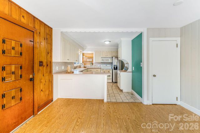 36 Cleveland Avenue, Asheville, NC 28803