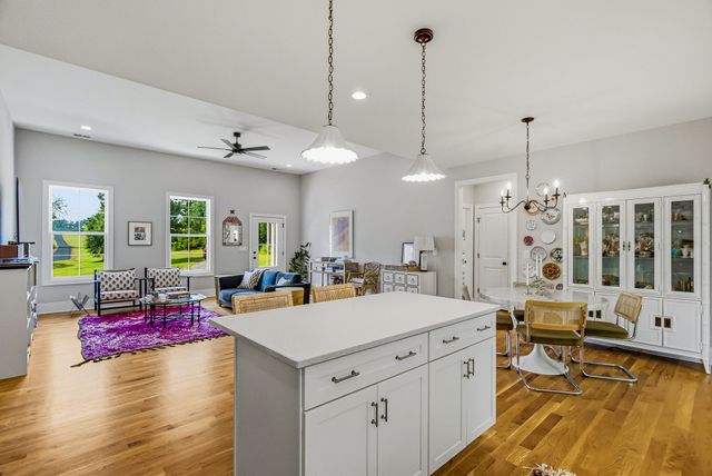 2341 Tom Austin Hwy, Greenbrier, TN 37073