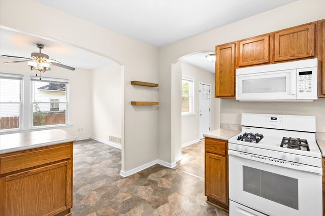 1214 York Street, Des Moines, IA 50316