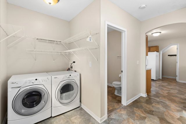 1214 York Street, Des Moines, IA 50316