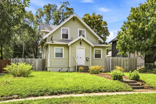 1214 York Street, Des Moines, IA 50316