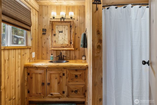 110 Deer Point Lane, Ronald, WA 98940