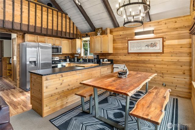 110 Deer Point Lane, Ronald, WA 98940