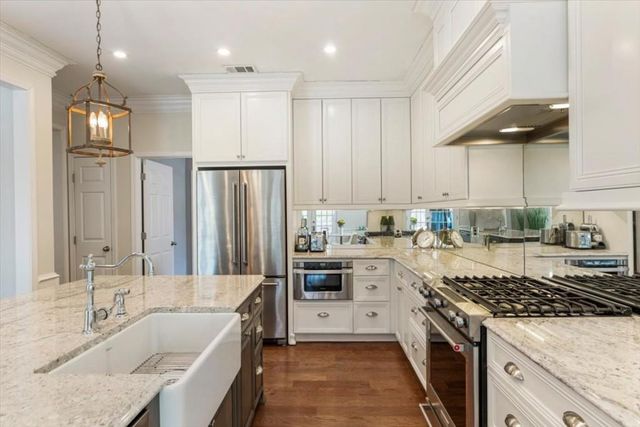 570 Devonshire Farms Way, Milton, GA 30004