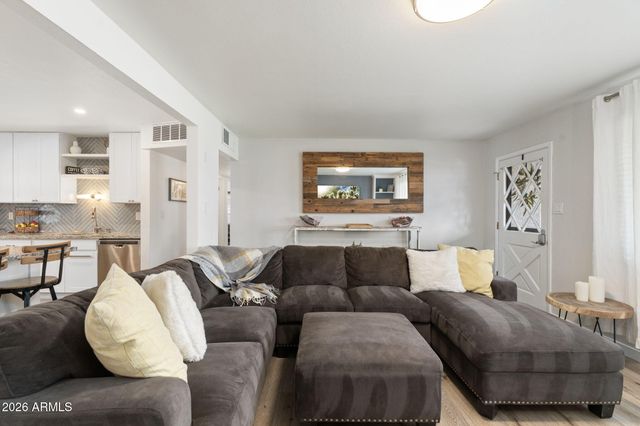 133 E PIERCE Street, Tempe, AZ 85288