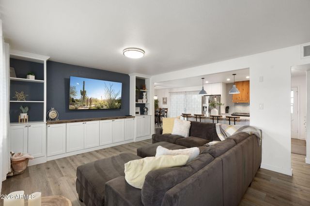 133 E PIERCE Street, Tempe, AZ 85288