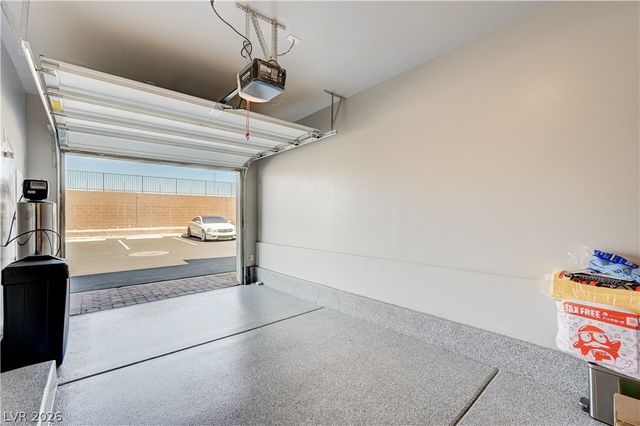 2737 Green Envy Avenue 254, North Las Vegas, NV 89086