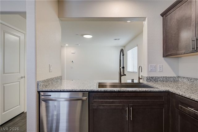 2737 Green Envy Avenue 254, North Las Vegas, NV 89086