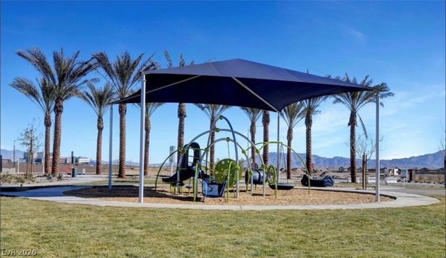 2737 Green Envy Avenue 254, North Las Vegas, NV 89086