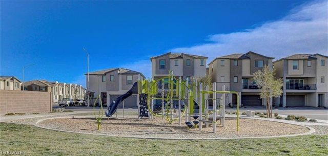 2737 Green Envy Avenue 254, North Las Vegas, NV 89086