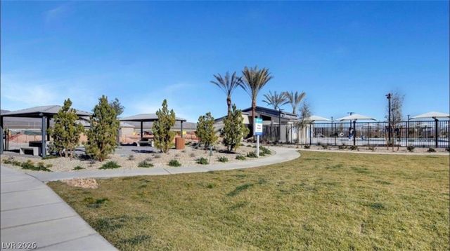 2737 Green Envy Avenue 254, North Las Vegas, NV 89086