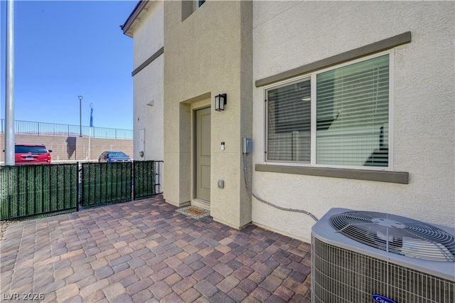 2737 Green Envy Avenue 254, North Las Vegas, NV 89086