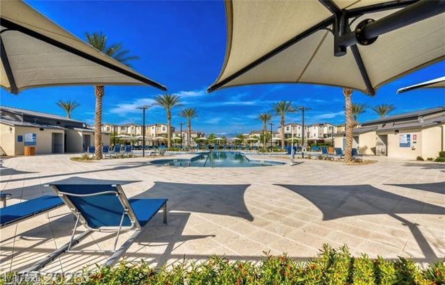 2737 Green Envy Avenue 254, North Las Vegas, NV 89086