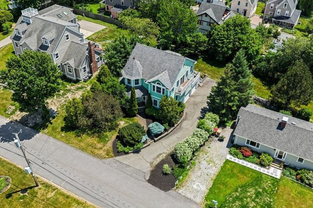 43 Andrew Ave, Hull, MA 02045