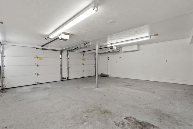 43 Andrew Ave, Hull, MA 02045