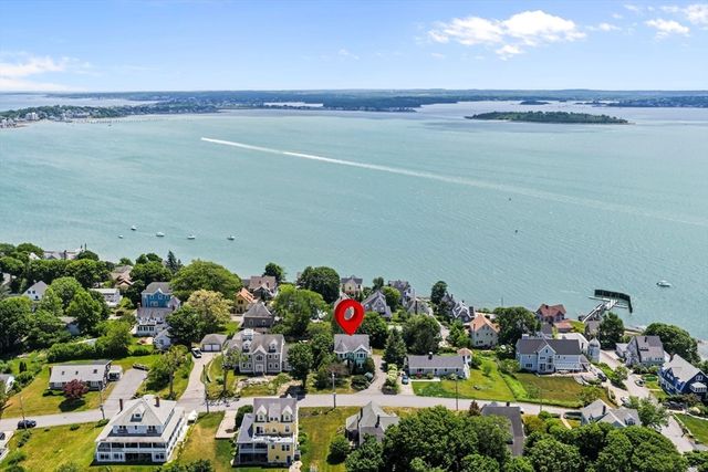 43 Andrew Ave, Hull, MA 02045